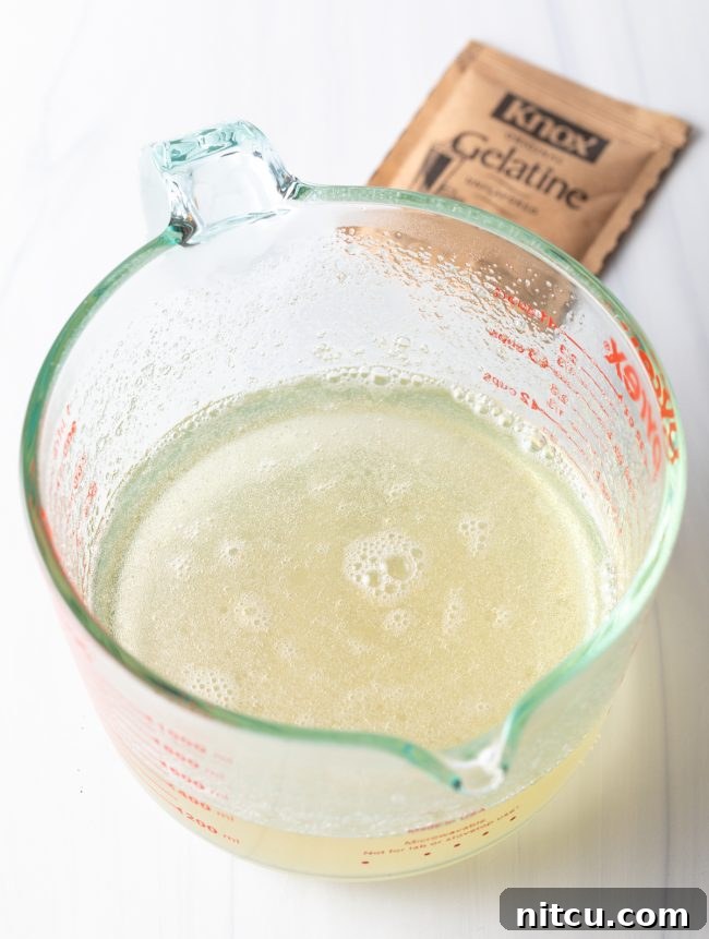 Creamy Vegan Mango Pudding 8 Step 2: Puree mango