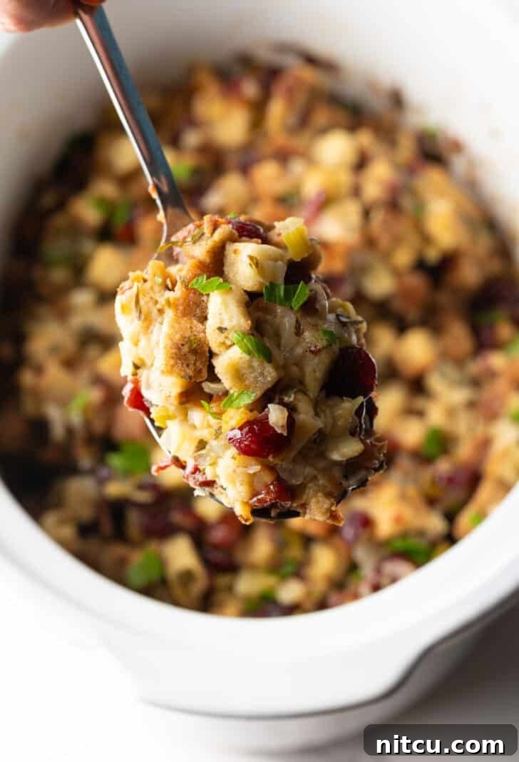 Effortless Crock Pot Stuffing 5 img 196614 4