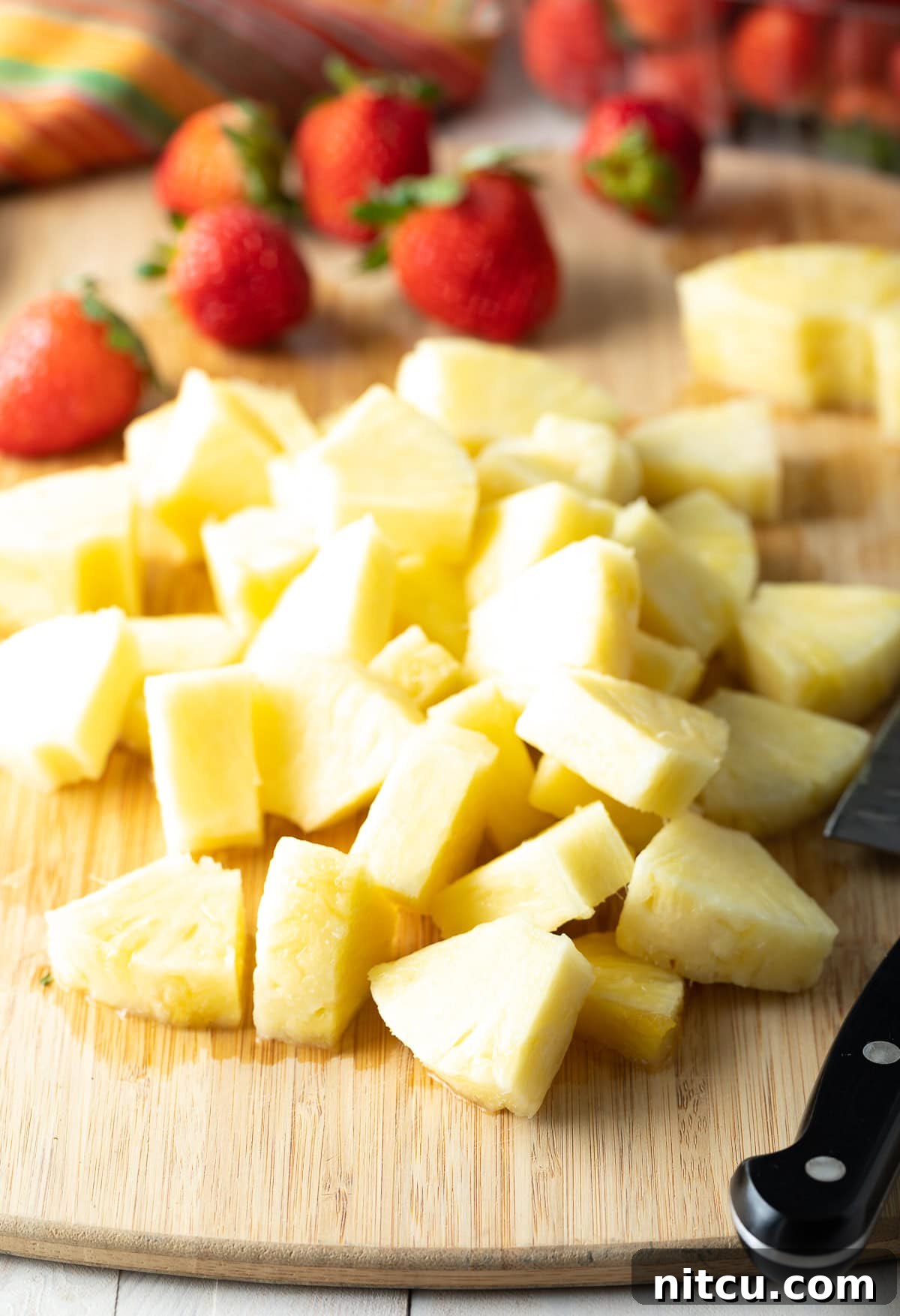 Crafting Refreshing Agua Fresca 4 How To Make Agua Fresca with Strawberries and Pineapple