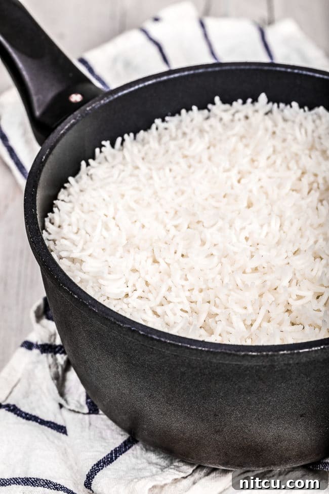 Basmatic rice in a pot.